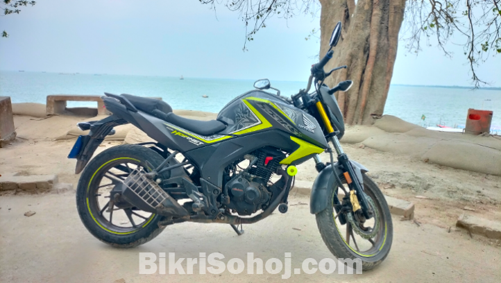 Honda Hornet 160cc
